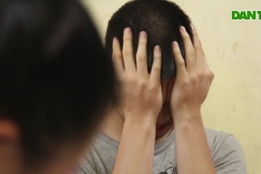 Cậu bé tự kỉ bị đánh nhập viện vì bảo vệ người nhà