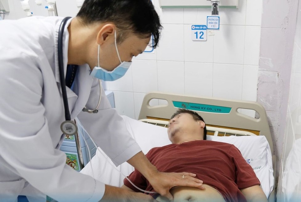 Đau bụng dữ dội sau bữa tiệc thịnh soạn vì bệnh nguy hiểm thường gặp - 1 Đau bụng dữ dội sau bữa tiệc thịnh soạn vì bệnh nguy hiểm thường gặp - 1