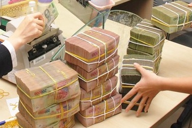 "400 nghìn tỷ đồng vốn chạy đi đâu?"