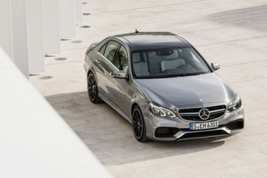 Thông tin ban đầu về xe Mercedes E-Class thế hệ mới