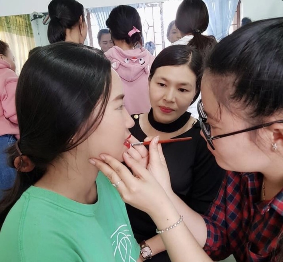 Nghề thời thượng nhiều quý cô yêu thích, lương khởi điểm 7 - 15 triệu đồng - 1 Nghề thời thượng nhiều quý cô yêu thích, lương khởi điểm 7 - 15 triệu đồng - 1