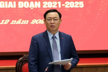 Bí thư Hà Nội: Lát đá vỉa hè còn nhiều bất cập