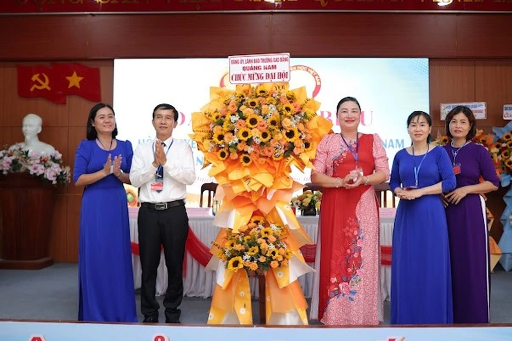 Trường CĐ Quảng Nam phấn đấu 100% người lao động là Hội viên Hội Khuyến học - 1 Trường CĐ Quảng Nam phấn đấu 100% người lao động là Hội viên Hội Khuyến học - 1