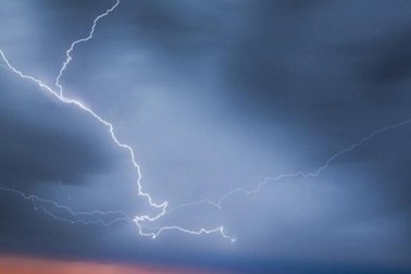 Kinh hãi với những kỷ lục về sét