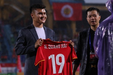 Chiêu mộ Quang Hải, HLV Công An Hà Nội đặt mục tiêu vô địch V-League