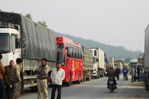 Tắc đường hàng chục km trên QL 1A kéo dài qua hai tỉnh