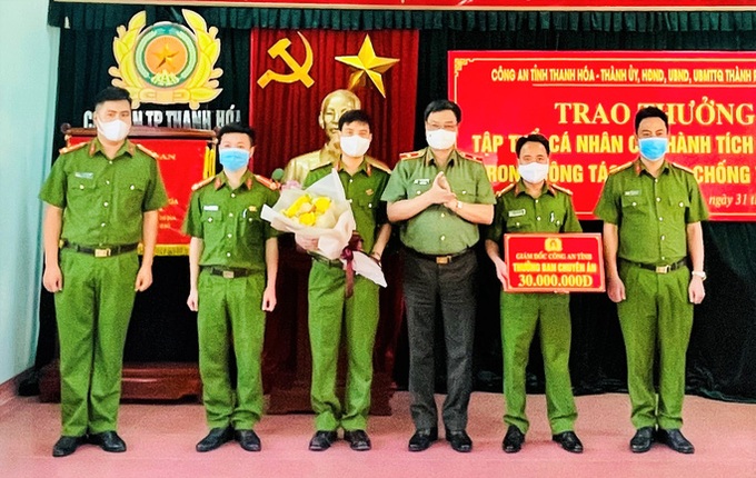 Công an TP Thanh Hoá: Phá đường dây bán hóa đơn &quot;khống&quot; trên 1.000 tỉ đồng, được trao thưởng 140 triệu đồng - Ảnh 3.