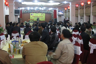 Quanh năm đình đám hội hè