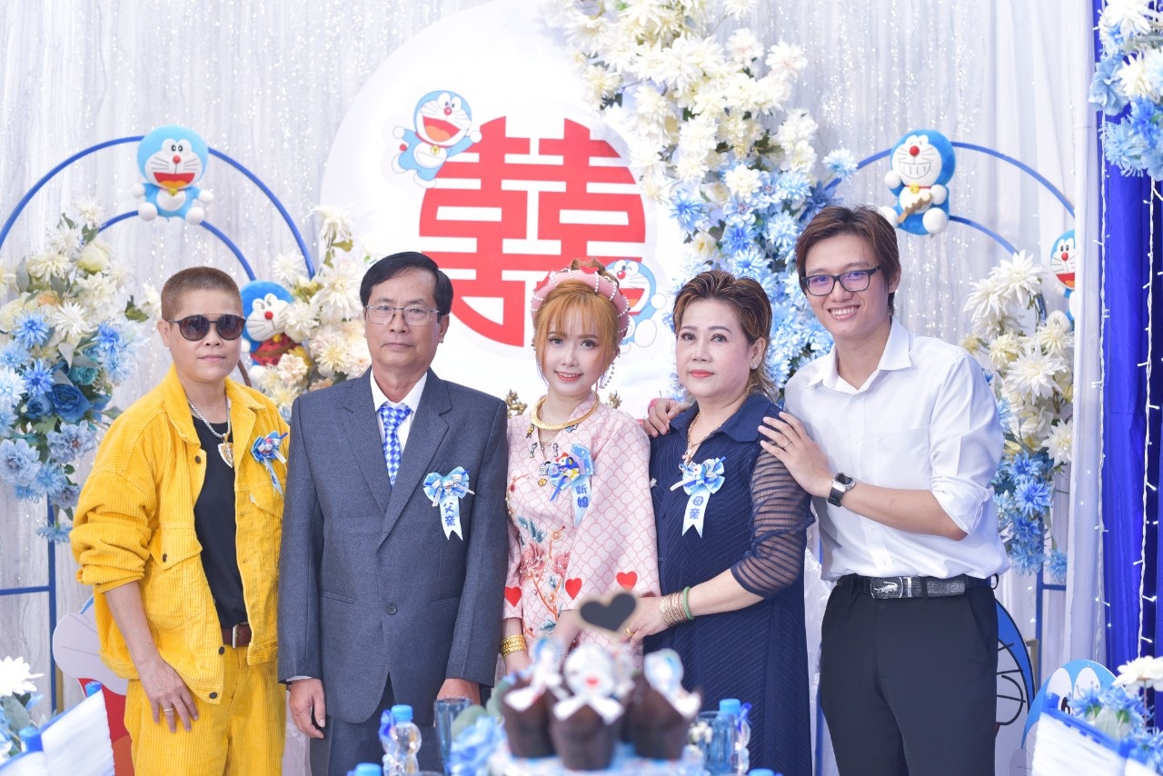 Cô dâu làm đám cưới tràn ngập Doraemon ở Bạc Liêu gây sốt mạng - 3 Cô dâu làm đám cưới tràn ngập Doraemon ở Bạc Liêu gây sốt mạng - 3