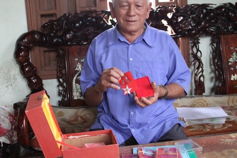 Người cảm tử quân vượt lửa đạn chở hàng ra đảo Cồn Cỏ