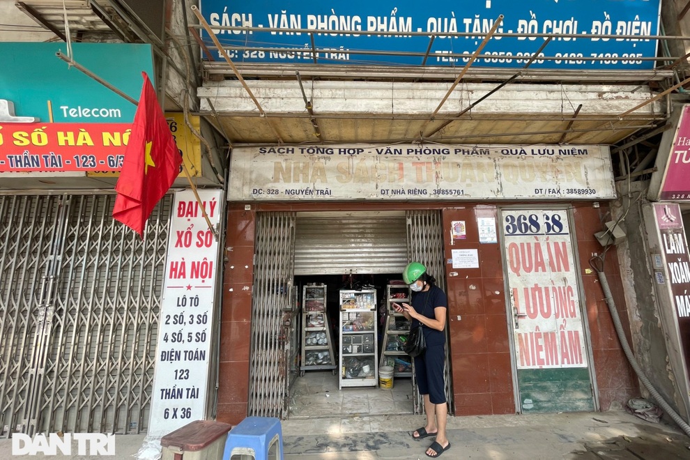 700 người dân ổ dịch lớn nhất Hà Nội trở về nhà sau nhiều ngày cách ly - 11 700 người dân ổ dịch lớn nhất Hà Nội trở về nhà sau nhiều ngày cách ly - 11