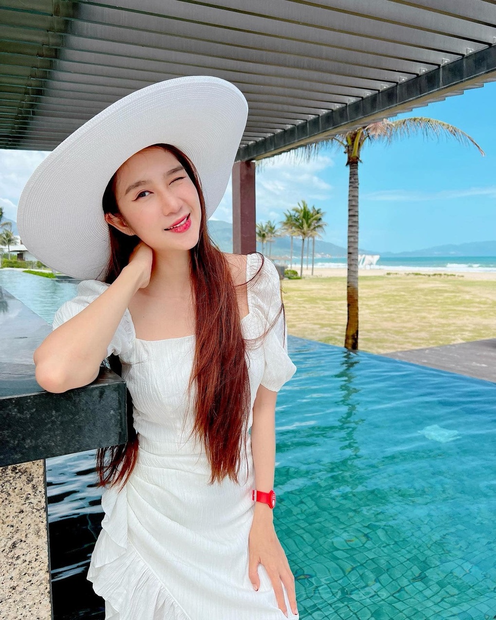 Vóc dáng gợi cảm của bà xã Lý Hải dù trải qua 4 lần sinh nở - 12 Vóc dáng gợi cảm của bà xã Lý Hải dù trải qua 4 lần sinh nở - 12