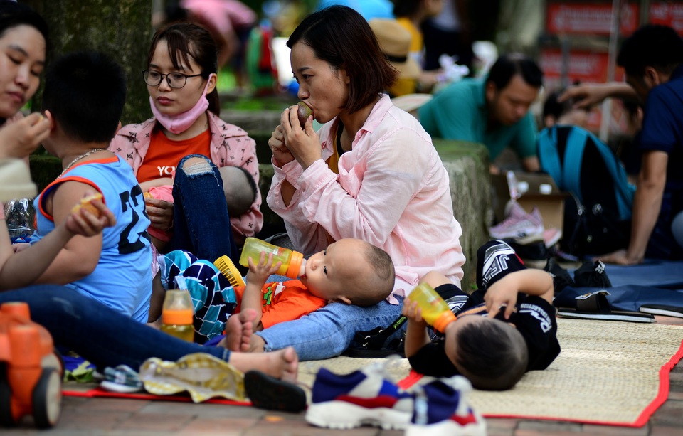 Thảo Cầm Viên đông đúc copy.jpg