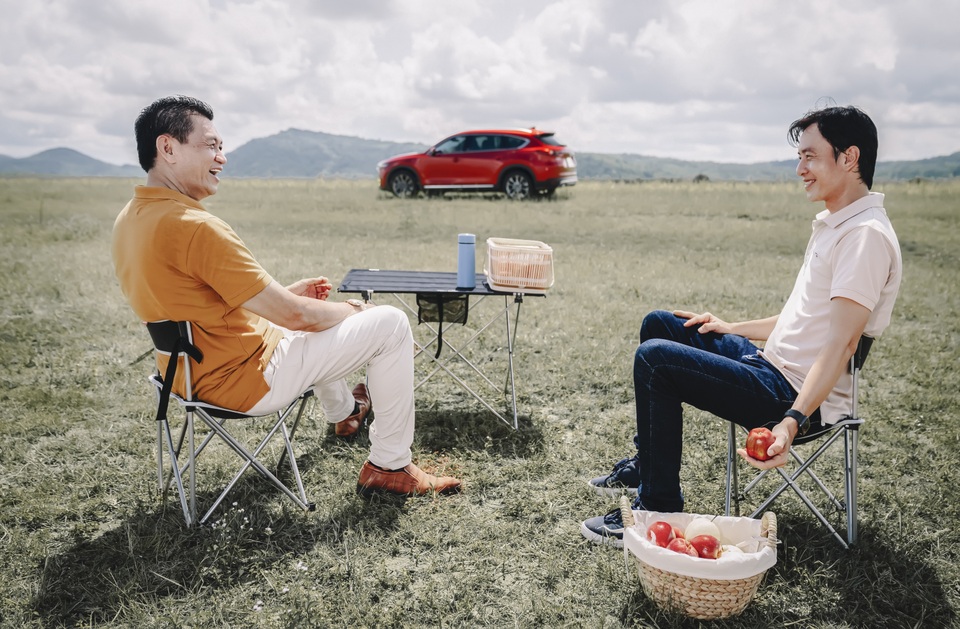 Nâng cấp Mazda CX-8 Deluxe, thêm trang bị, giá không đổi - 5 Nâng cấp Mazda CX-8 Deluxe, thêm trang bị, giá không đổi - 5