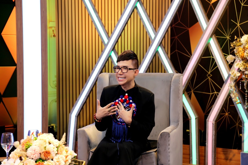 Long Nhật kể lại 