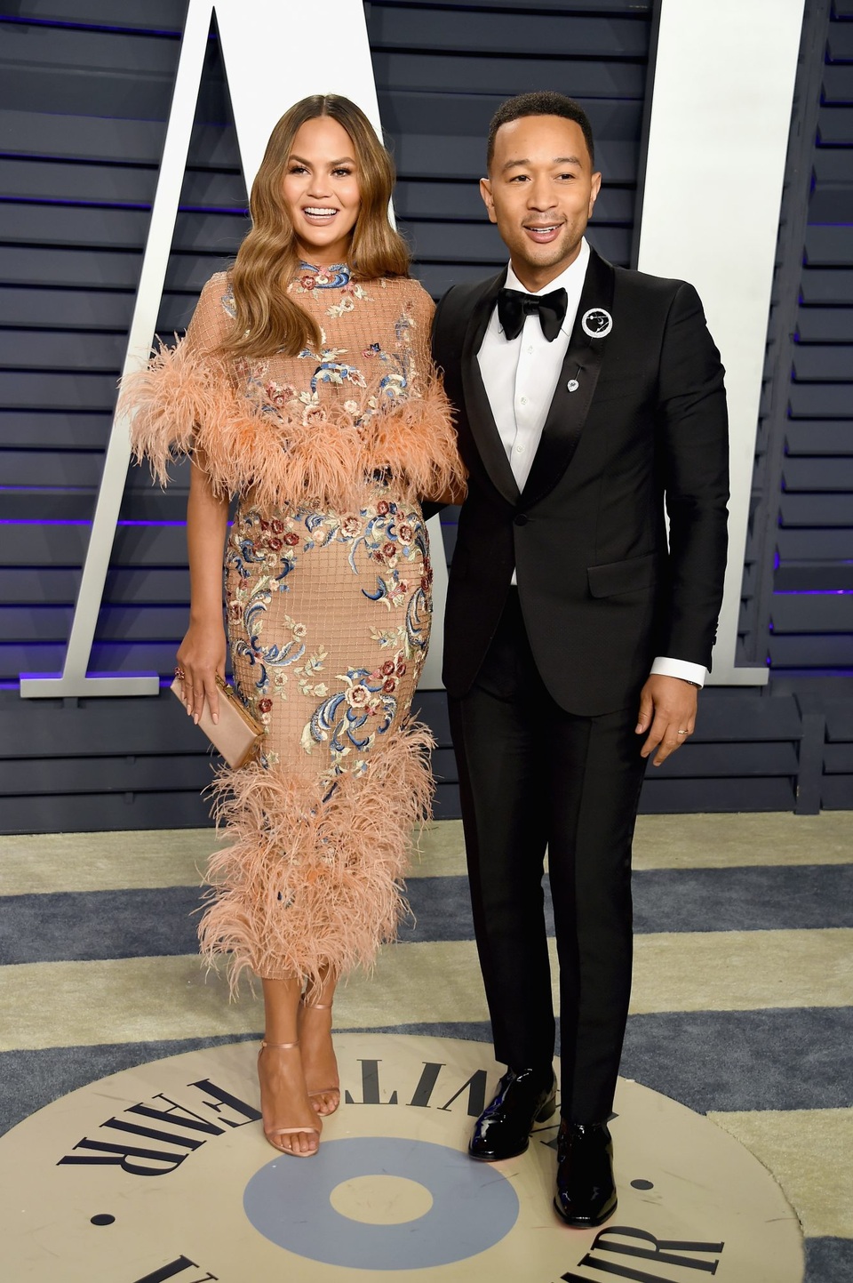 Siêu mẫu Chrissy Teigen mang thai lần 3 - 5 Siêu mẫu Chrissy Teigen mang thai lần 3 - 5