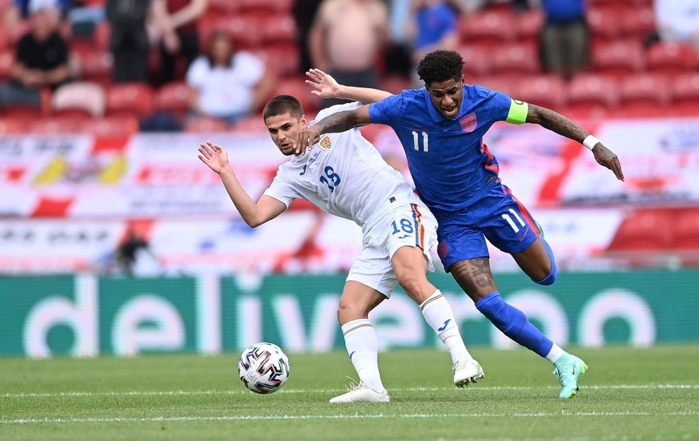 Rashford lập công, tuyển Anh thắng nhẹ Romania - 2 Rashford lập công, tuyển Anh thắng nhẹ Romania - 2