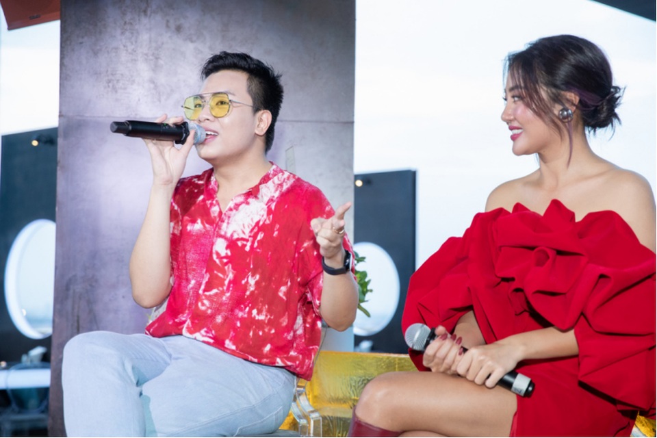 Văn Mai Hương thừa nhận mải yêu nên xao nhãng công việc - 3