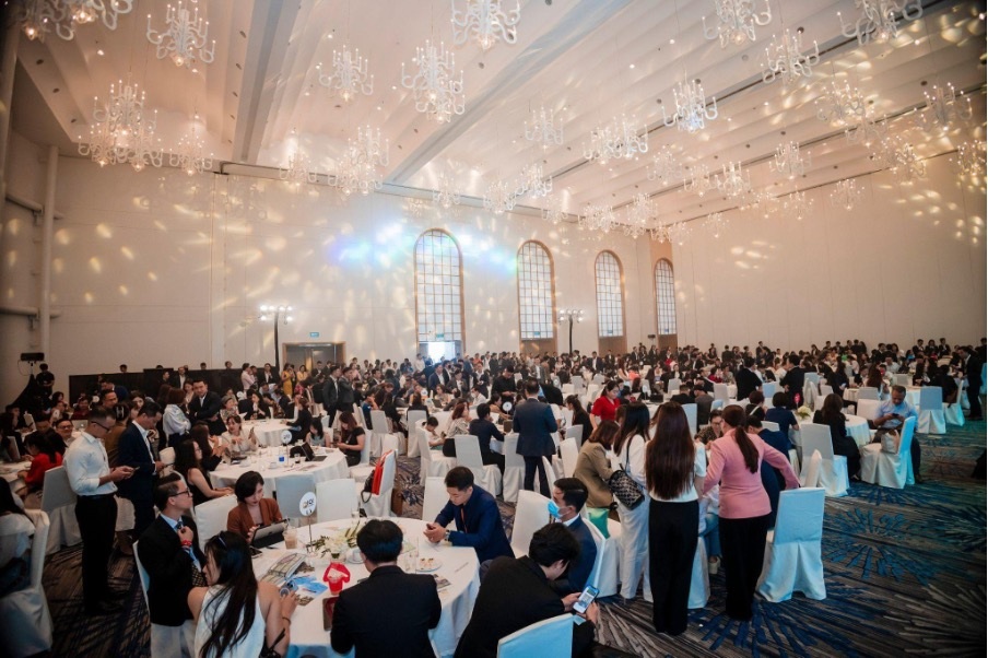 De aantrekkingskracht van de openingsceremonie van het project The Meadow ontrafelen - 3 Giải mã sức hút của sự kiện mở bán dự án The Meadow - 3