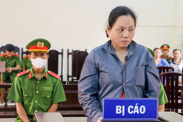 3 năm tù cho người đàn bà tạt xăng đốt chồng vì chuyện bồng con