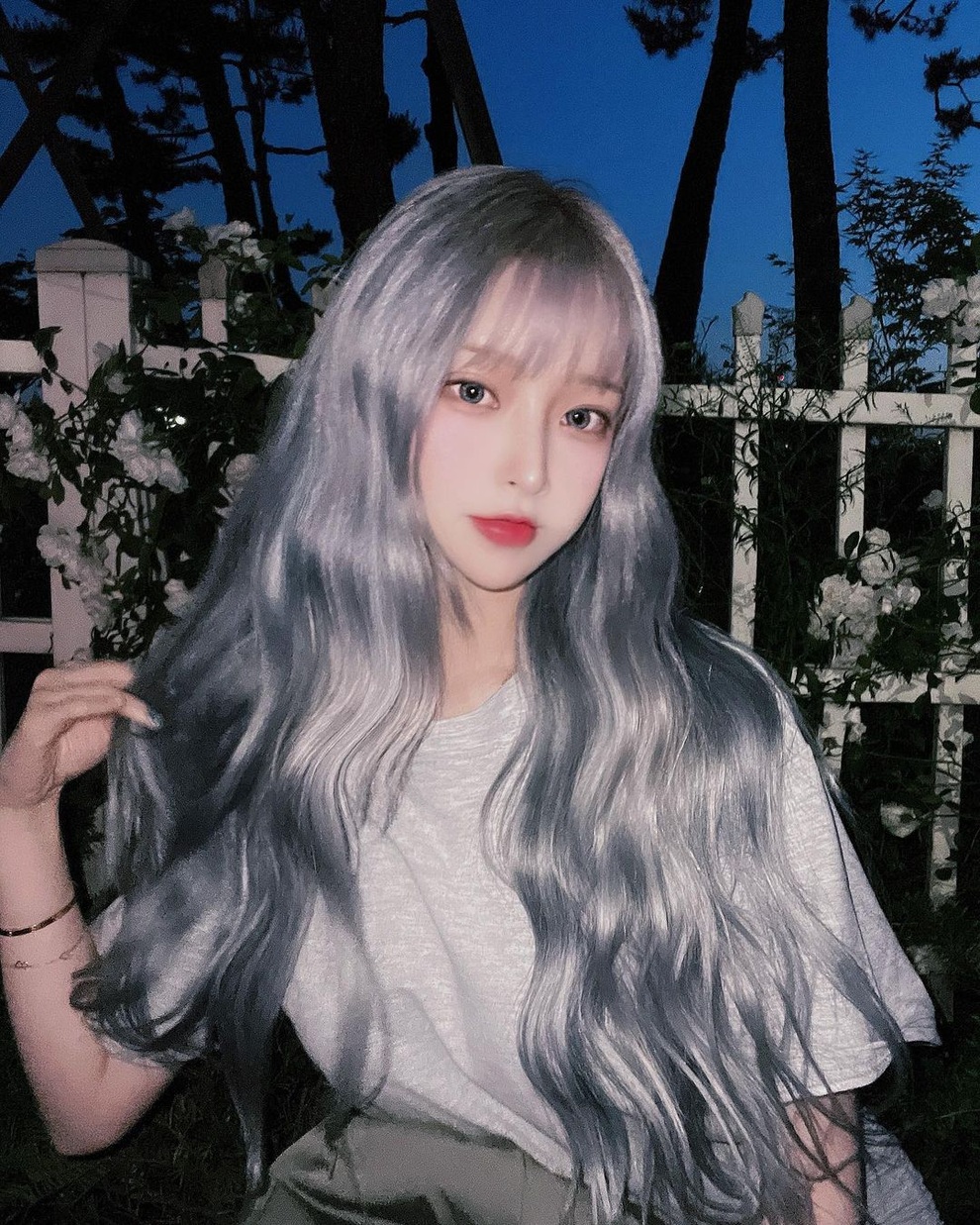 Hot girl xứ Hàn nổi tiếng với đủ mọi màu tóc nhuộm khác nhau - 8 Hot girl xứ Hàn nổi tiếng với đủ mọi màu tóc nhuộm khác nhau - 8