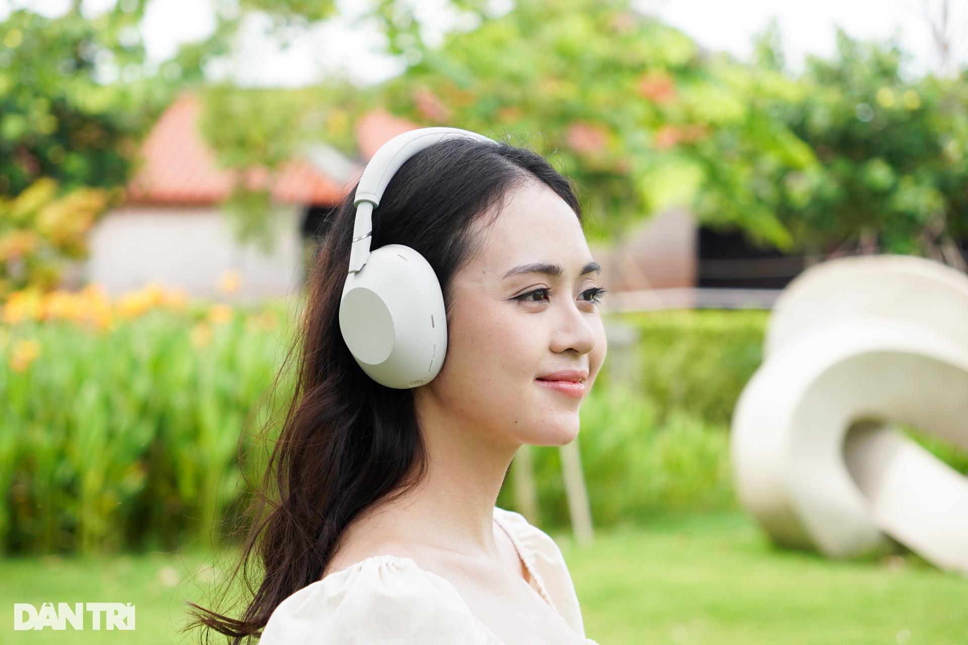 소니 WH-1000XM6 체험: 애플 에어팟 맥스 라이벌 - 12 Trải nghiệm Sony WH-1000XM6: Đối thủ của Apple AirPods Max - 12