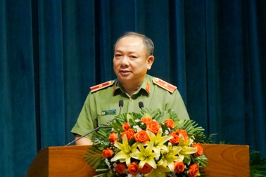 Cử tri lo lắng khi bỏ công an cấp huyện, Giám đốc Công an tỉnh trấn an