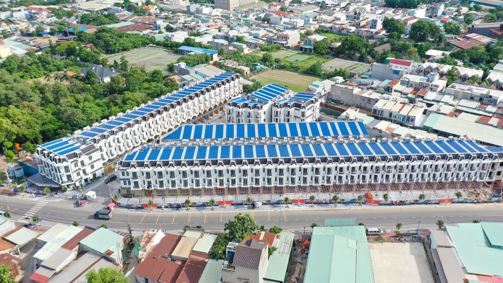Nhà phố thương mại Royal Town: Hàng hiếm khó tìm - 1 Nhà phố thương mại Royal Town: Hàng hiếm khó tìm - 1