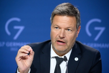 Đức nói sẽ không còn "ngây thơ" với Trung Quốc