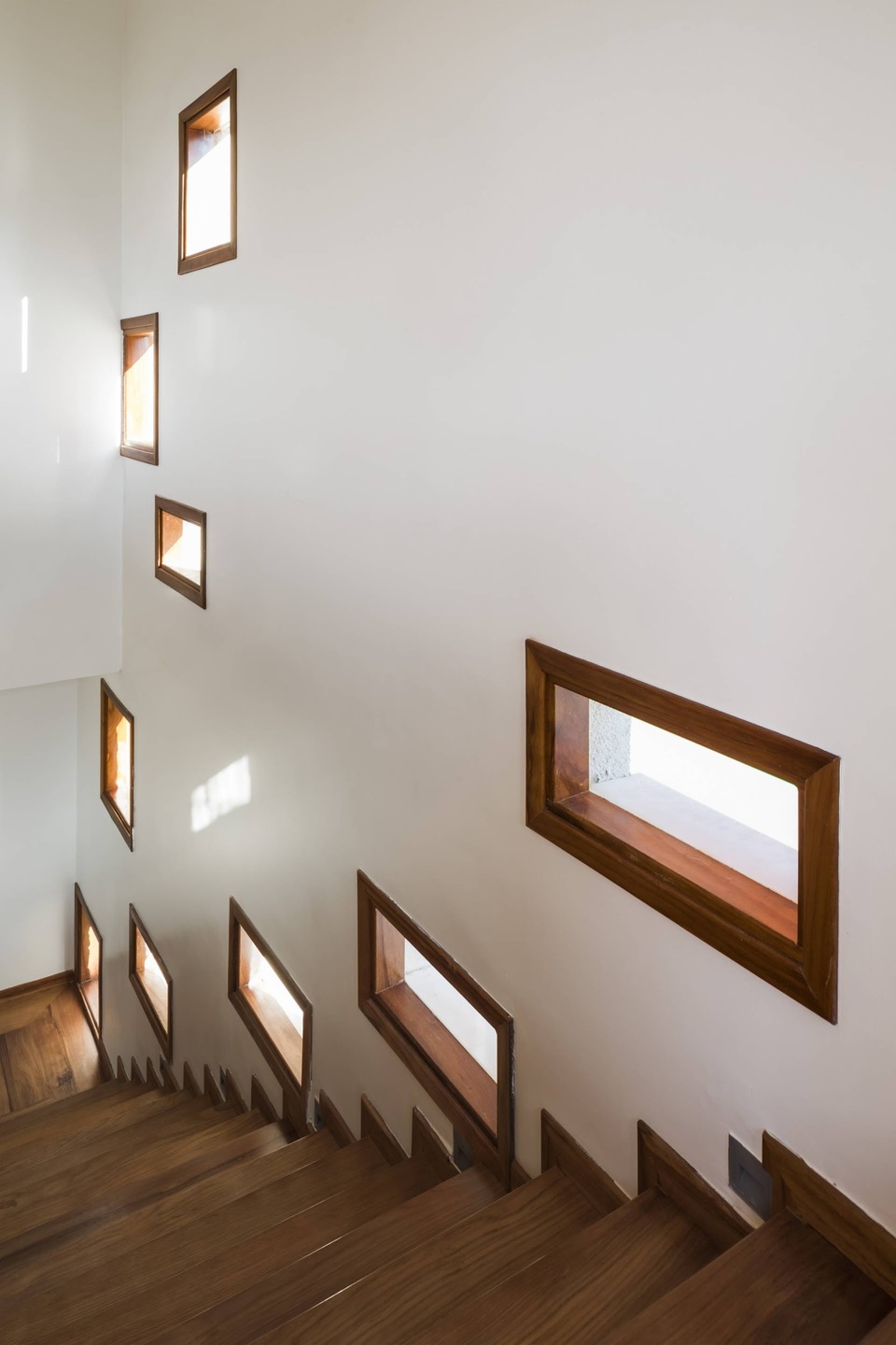 Biệt thự đẹp thơ mộng con trai xây tặng cha dưỡng già ở Đà Lạt - 9