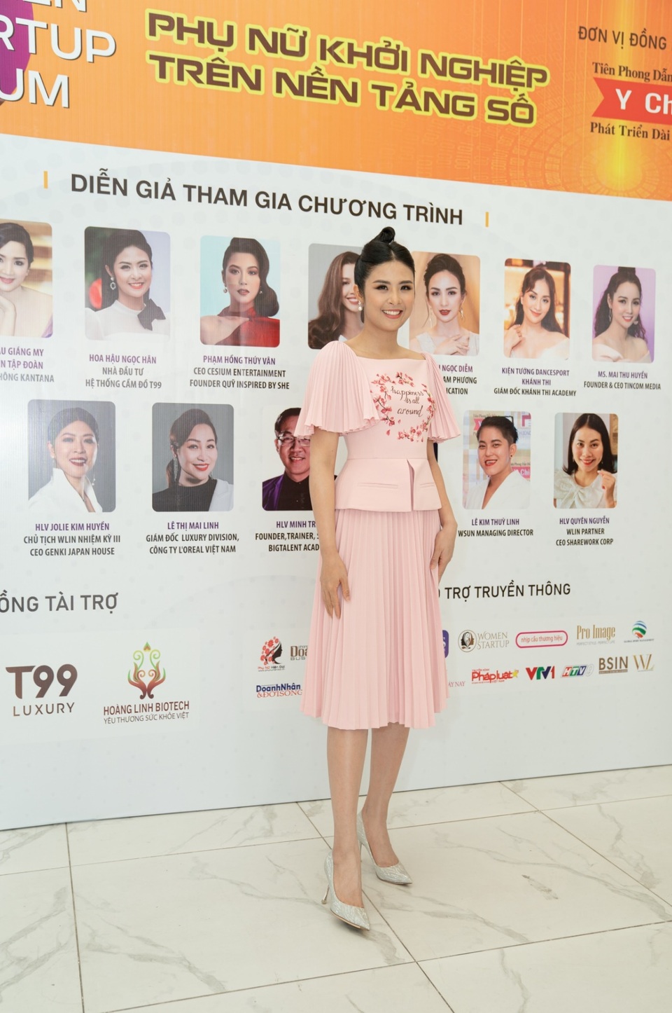 Hoa hậu Ngọc Hân dự sự kiện Phụ nữ khởi nghiệp trên nền tảng số - 4 Hoa hậu Ngọc Hân dự sự kiện Phụ nữ khởi nghiệp trên nền tảng số - 4