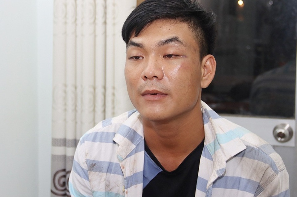 Thưởng nóng 2 công an và người dân bắt cướp trong đêm giao thừa - 2 Thưởng nóng 2 công an và người dân bắt cướp trong đêm giao thừa - 2