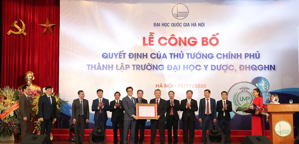 Công bố Quyết định thành lập trường Đại học Y Dược - ĐH Quốc gia Hà Nội - 1 Công bố Quyết định thành lập trường Đại học Y Dược - ĐH Quốc gia Hà Nội - 1