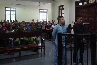 “Thánh chửi”  Dương Minh Tuyền bị tuyên phạt 32 tháng tù giam