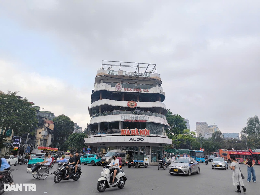 Thông tin về thời gian phá dỡ tòa nhà Hàm cá mập ở Hà Nội - 2 Thông tin về thời gian phá dỡ tòa nhà Hàm cá mập ở Hà Nội - 2