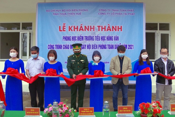 Biên phòng Thừa Thiên Huế bàn giao nhiều công trình tại huyện nghèo A Lưới - Ảnh 1.