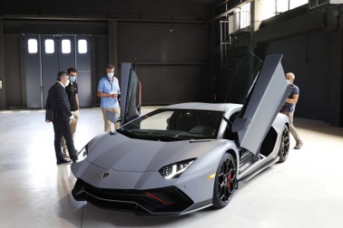 Lamborghini sẽ dừng sản xuất xe động cơ xăng thuần túy ngay trong năm nay