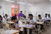 Trong khó khăn, lao động hiểu thêm về chiếc "phao" bảo hiểm thất nghiệp