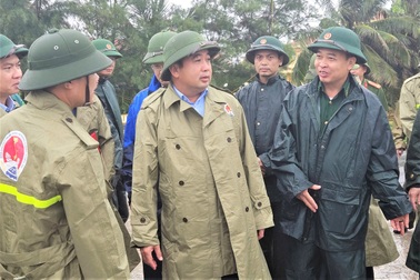 Quyền Bộ trưởng NN&MT nhắc bão Yagi để cảnh báo "tuyệt đối không chủ quan"