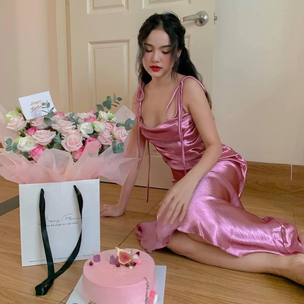 Nàng thơ ở nhà vẫn đẹp tiếp tục khiến dân mạng xuýt xoa vì quá quyến rũ - 10 Nàng thơ ở nhà vẫn đẹp tiếp tục khiến dân mạng xuýt xoa vì quá quyến rũ - 10