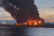 Kho dầu Nga cháy dữ dội ở Crimea, nghi do UAV tấn công