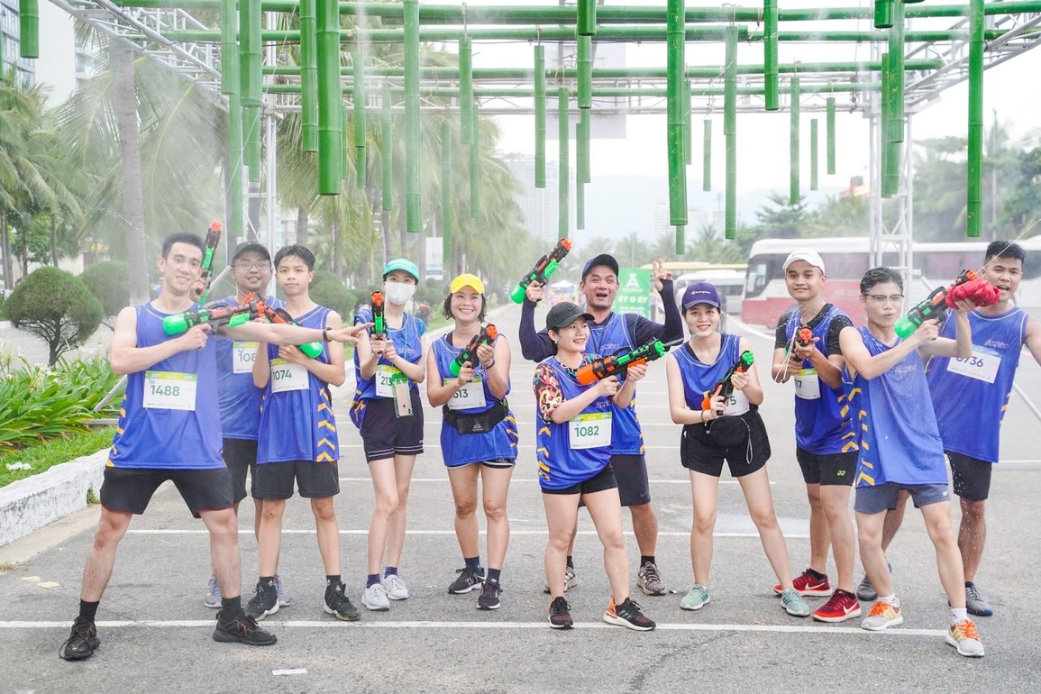 Bảo hiểm AAA tài trợ đường chạy sôi động Revive Water Run 2022 - 2 Bảo hiểm AAA tài trợ đường chạy sôi động Revive Water Run 2022 - 2