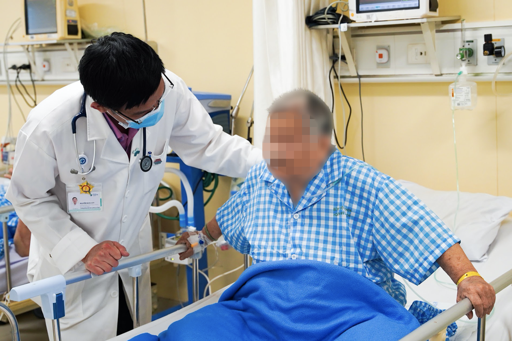 Hai người ở TPHCM vào viện mới phát hiện mắc căn bệnh có thể gây đột tử - 3 Hai người ở TPHCM vào viện mới phát hiện mắc căn bệnh có thể gây đột tử - 3