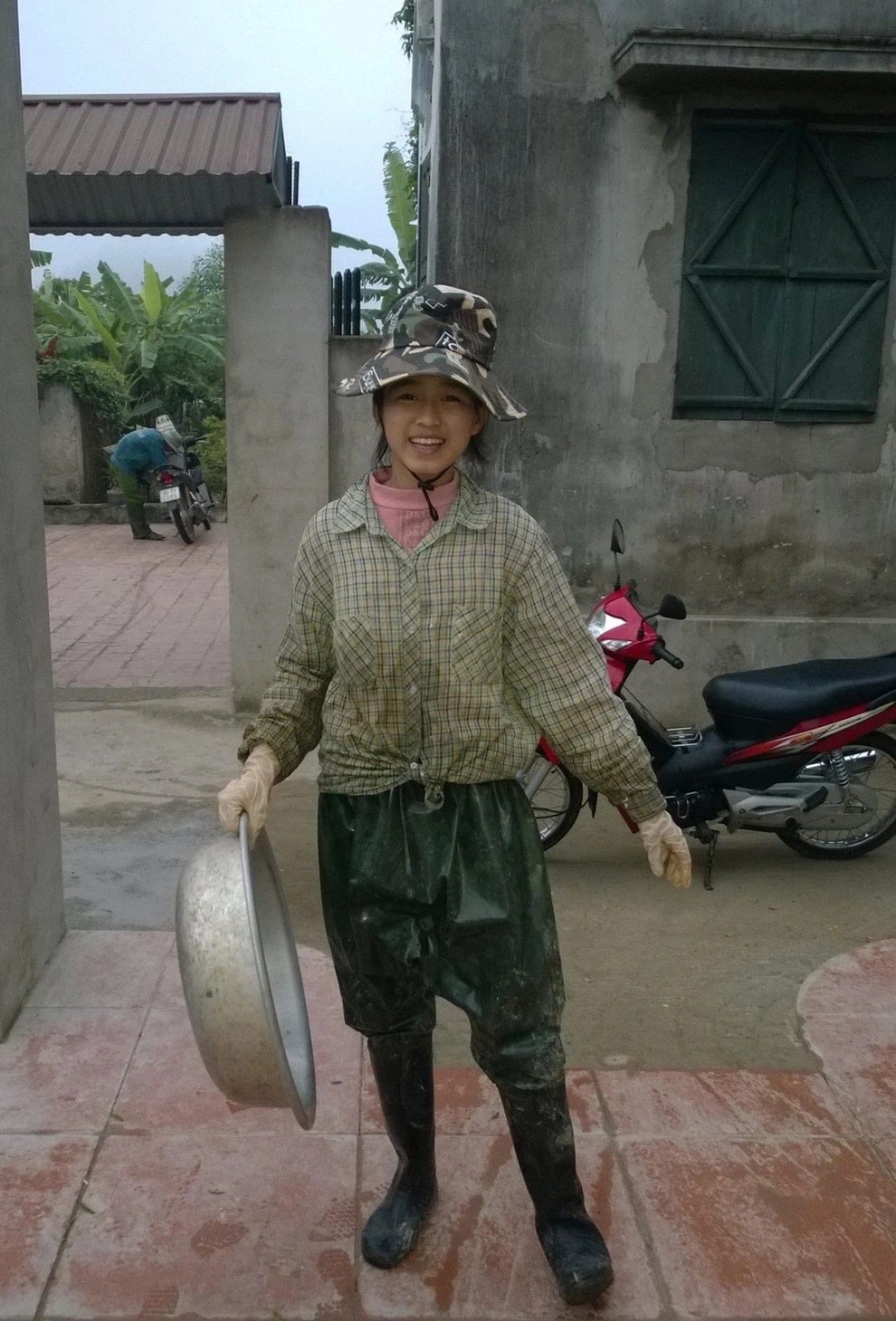 Đỗ Thị Hà đưa hình ảnh đi cấy đến Hoa hậu Thế giới - 1 Đỗ Thị Hà đưa hình ảnh đi cấy đến Hoa hậu Thế giới - 1