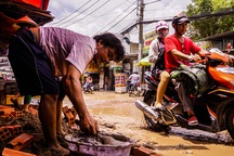 Dân công Hỏa tuyến - con đường đau khổ tại TP.HCM!