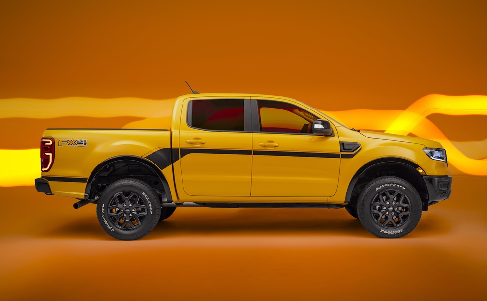 Ford Ranger có thêm phiên bản Splash màu cam rực rỡ - 4 Ford Ranger có thêm phiên bản Splash màu cam rực rỡ - 4