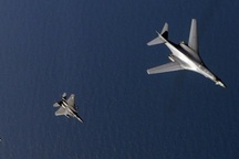 Mỹ điều máy bay ném bom tầm xa tới Biển Đông