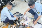 Hà Nội: Thu giữ hơn 3.000 sản phẩm giả mạo thương hiệu thời trang nổi tiếng