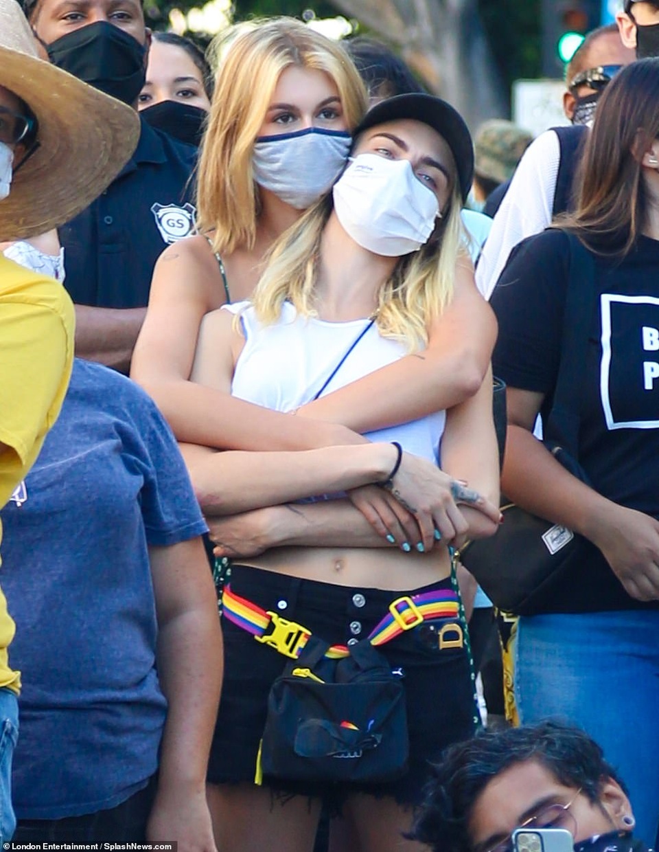 Cara Delevingne và Kaia Gerber bị nghi hò hẹn đồng giới - 1 Cara Delevingne và Kaia Gerber bị nghi hò hẹn đồng giới - 1