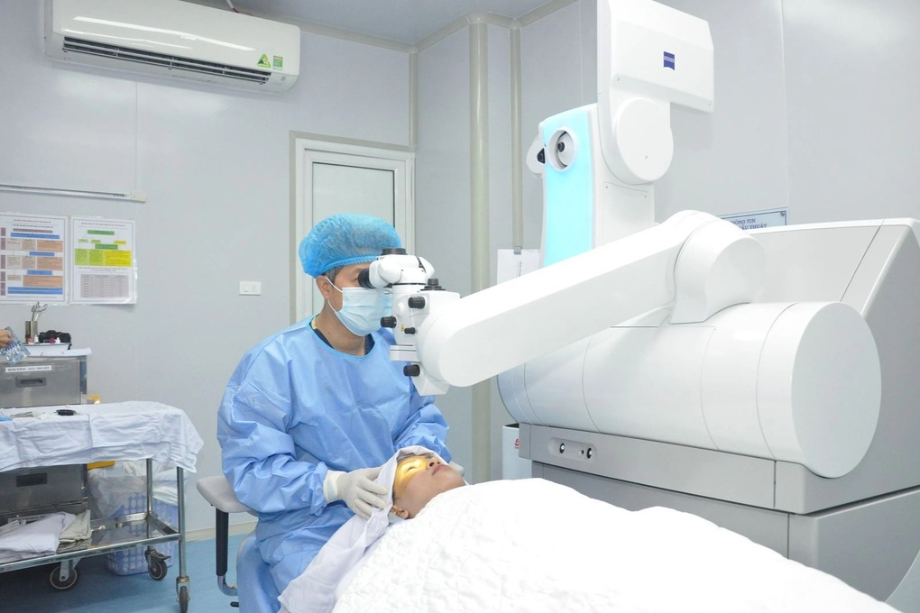 Bệnh viện Mắt Trung ương có Trung tâm Phẫu thuật tật khúc xạ - 2